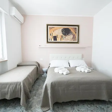 Francy And Sons Отель типа 